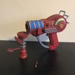 3D Printed 15" Zombie Ray gun mk1 revisited painted
